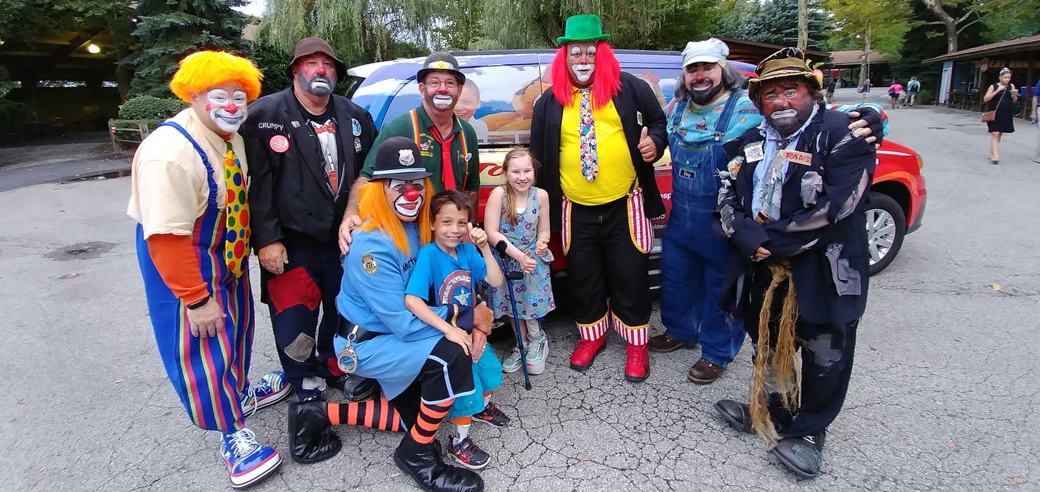 Syria Clowns Harige Unit Entertaining Kids